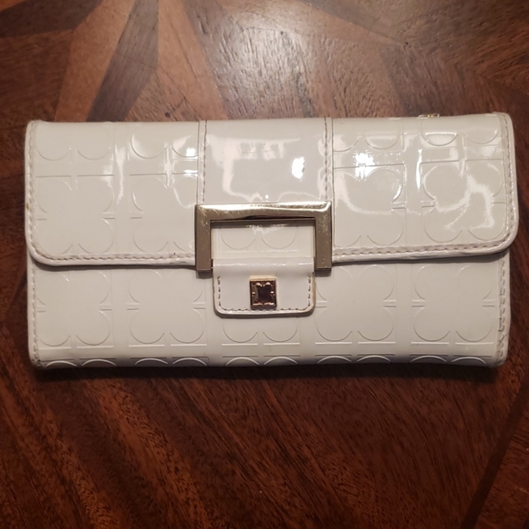 SALE -  Liz Clabourne Wallet - Picture 1 of 7